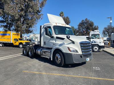 Used 2019 Freightliner Cascadia Detroit DD13 Semi Truck for sale #274908 - photo 1