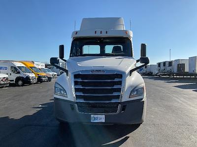 Used 2018 Freightliner Cascadia Detroit DD13 Semi Truck for sale #277631 - photo 2