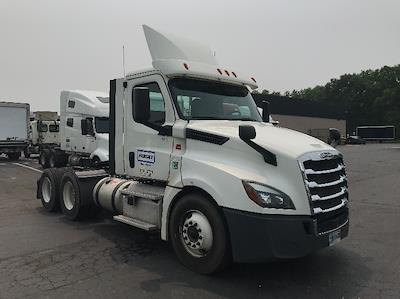 Used 2018 Freightliner Cascadia Detroit DD13 Semi Truck for sale #277632 - photo 1