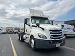 Used 2018 Freightliner Cascadia Detroit DD13 Semi Truck for sale #277675 - photo 1