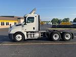Used 2018 Freightliner Cascadia Detroit DD13 Semi Truck for sale #277729 - photo 4