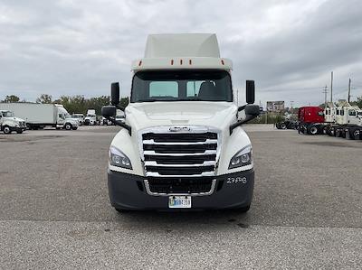 Used 2018 Freightliner Cascadia Detroit DD13 Semi Truck for sale #277748 - photo 2