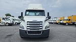 Used 2018 Freightliner Cascadia Detroit DD13 Semi Truck for sale #277755 - photo 2