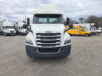 Used 2018 Freightliner Cascadia Detroit DD13 Semi Truck for sale #277871 - photo 2