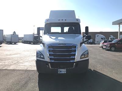Used 2018 Freightliner Cascadia Detroit DD13 Semi Truck for sale #277882 - photo 2