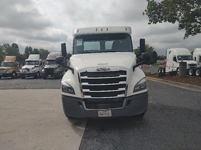 Used 2018 Freightliner Cascadia Detroit DD13 Semi Truck for sale #277921 - photo 2