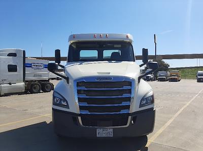 Used 2018 Freightliner Cascadia Detroit DD13 Semi Truck for sale #277966 - photo 2