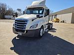 Used 2018 Freightliner Cascadia Detroit DD13 Semi Truck for sale #277975 - photo 3