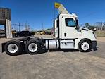 Used 2018 Freightliner Cascadia Detroit DD13 Semi Truck for sale #277975 - photo 8