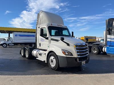 Used 2020 Freightliner Cascadia Detroit DD15AT Semi Truck for sale #279267 - photo 1