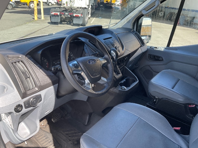 Used 2019 Ford Transit 250 - photo 18