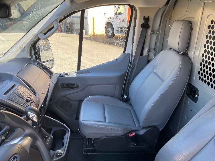 Used 2019 Ford Transit 250 - photo 20
