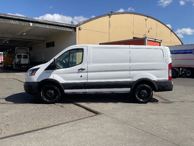 Used 2019 Ford Transit 250 - photo 6