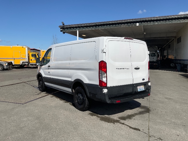 Used 2019 Ford Transit 250 - photo 8