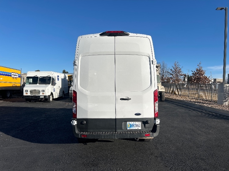 Used 2023 Ford Transit 250 - photo 9