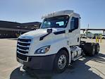 Used 2020 Freightliner Cascadia Detroit DD13 Semi Truck for sale #279934 - photo 3