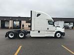 Used 2022 Freightliner Cascadia Detroit DD15AT Semi Truck with Sleeper Cab for sale #280230 - photo 8