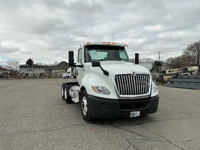 Used 2019 International LT - photo 1
