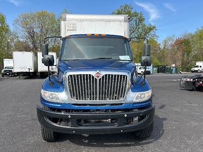 Used 2020 International MV Box Truck with Liftgate for sale #282165 - photo 2