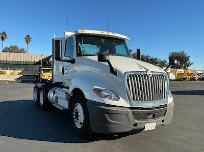 Used 2019 International LT International A26 Semi Truck for sale #282257 - photo 1