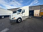Used 2020 Freightliner Cascadia Detroit DD15AT Semi Truck with Sleeper Cab for sale #282374 - photo 3