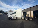 Used 2020 Freightliner Cascadia Detroit DD15AT Semi Truck with Sleeper Cab for sale #282374 - photo 4