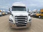 Used 2020 Freightliner Cascadia Detroit DD15AT Semi Truck with Sleeper Cab for sale #282377 - photo 2