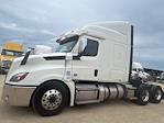 Used 2020 Freightliner Cascadia Detroit DD15AT Semi Truck with Sleeper Cab for sale #282377 - photo 4