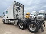 Used 2020 Freightliner Cascadia Detroit DD15AT Semi Truck with Sleeper Cab for sale #282377 - photo 5