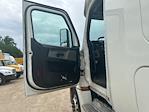 Used 2020 Freightliner Cascadia Detroit DD15AT Semi Truck with Sleeper Cab for sale #282377 - photo 9