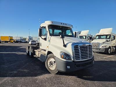 Used 2020 Freightliner Cascadia Detroit DD15AT Semi Truck for sale #282831 - photo 1