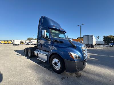 Used 2020 Freightliner Cascadia Detroit DD15AT Semi Truck for sale #283608 - photo 1