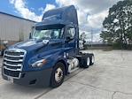 Used 2020 Freightliner Cascadia Detroit DD15AT Semi Truck for sale #283612 - photo 3