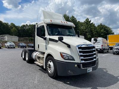 Used 2020 Freightliner Cascadia Detroit DD13 Semi Truck for sale #283640 - photo 1