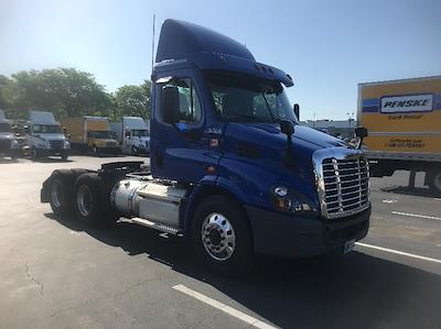 Used 2020 Freightliner Cascadia - photo 1