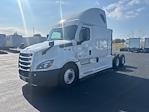 Used 2023 Freightliner Cascadia Detroit DD15AT Semi Truck with Sleeper Cab for sale #284076 - photo 3