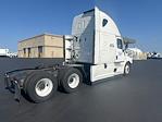 Used 2023 Freightliner Cascadia Detroit DD15AT Semi Truck with Sleeper Cab for sale #284076 - photo 7