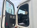 Used 2020 Freightliner Cascadia Detroit DD15AT Semi Truck with Sleeper Cab for sale #284699 - photo 7