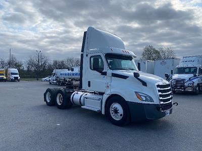 Used 2020 Freightliner Cascadia Detroit DD13 Semi Truck for sale #284716 - photo 1