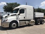Used 2020 Freightliner Cascadia Detroit DD15AT Semi Truck with Sleeper Cab for sale #285400 - photo 3