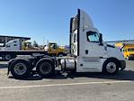 Used 2020 Freightliner Cascadia Detroit DD15AT Semi Truck for sale #285848 - photo 8