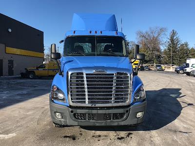Used 2020 Freightliner Cascadia Detroit DD13 Semi Truck for sale #286171 - photo 2