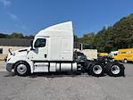Used 2020 Freightliner Cascadia Detroit DD15AT Semi Truck with Sleeper Cab for sale #286247 - photo 4