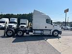 Used 2020 Freightliner Cascadia Detroit DD15AT Semi Truck with Sleeper Cab for sale #286247 - photo 8