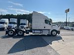 Used 2020 Freightliner Cascadia Detroit DD15AT Semi Truck with Sleeper Cab for sale #286248 - photo 8