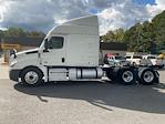 Used 2020 Freightliner Cascadia Detroit DD15AT Semi Truck with Sleeper Cab for sale #286249 - photo 4
