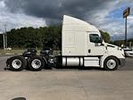 Used 2020 Freightliner Cascadia Detroit DD15AT Semi Truck with Sleeper Cab for sale #286249 - photo 8