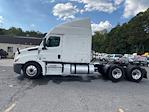 Used 2020 Freightliner Cascadia Detroit DD15AT Semi Truck with Sleeper Cab for sale #286251 - photo 4