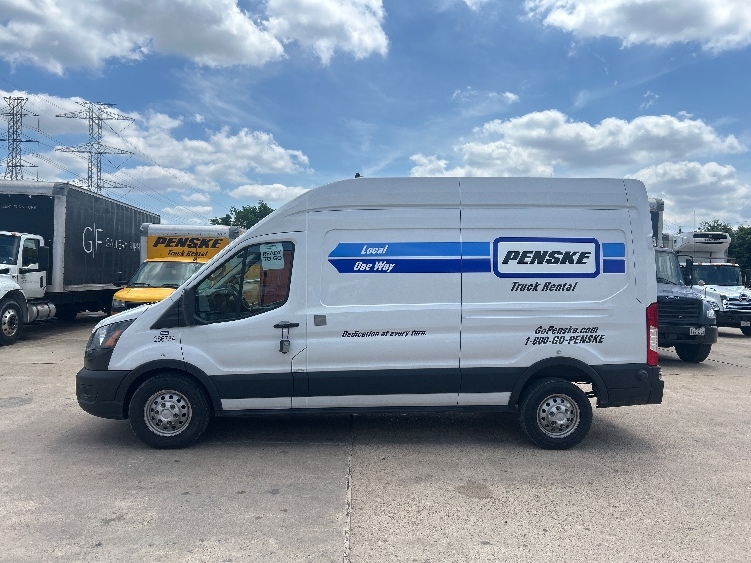 Used 2023 Ford Transit 250 - photo 6