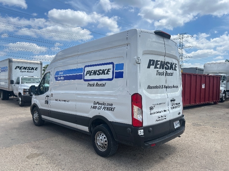 Used 2023 Ford Transit 250 - photo 8